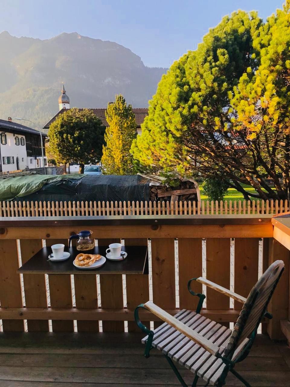 Golden Gapa Central Family Apartment 28 ガルミッシュ・パルテンキルヒェン エクステリア 写真