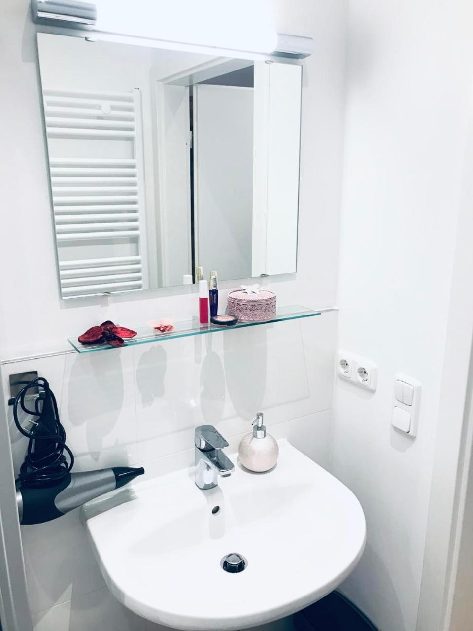 Golden Gapa Central Family Apartment 28 ガルミッシュ・パルテンキルヒェン エクステリア 写真